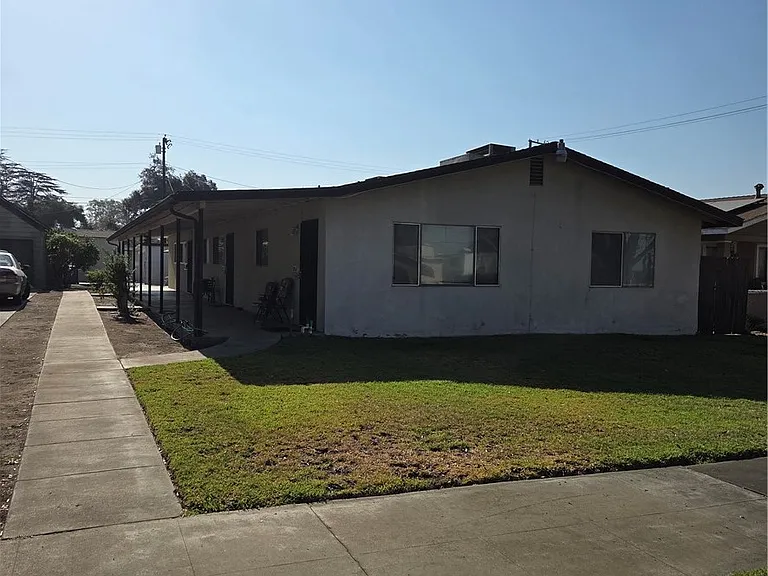 8371 Bennett Ave #C — Photo 12