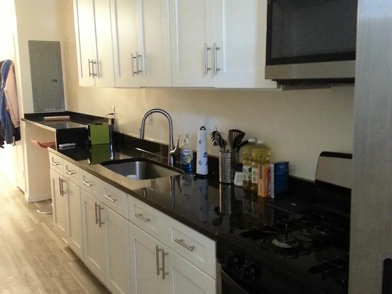 4630 Brooks St NE — Photo 2