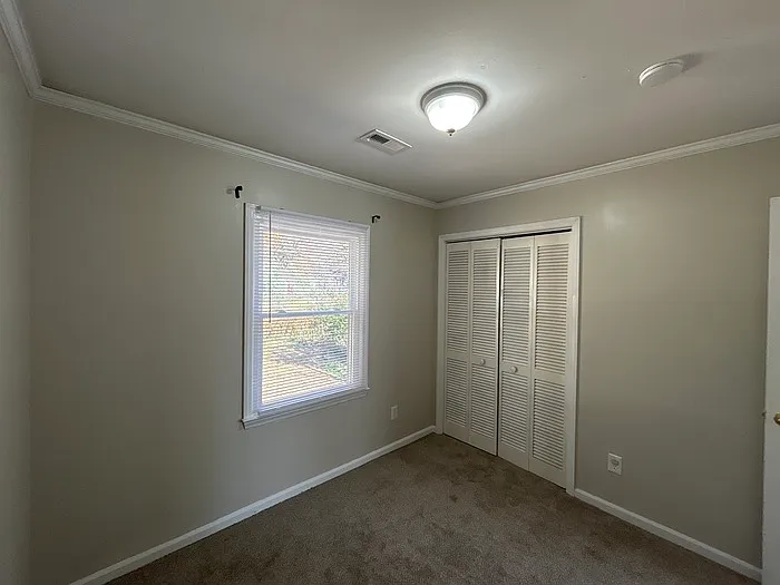 7409 Lockmont Dr — Photo 11