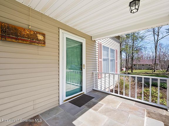 4th image of 353 Benton Rd