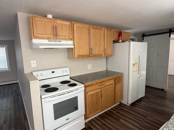 28 East Ave APT 3, Mc Graw, NY 13101