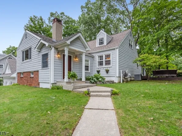 5 Westcrest Trl, Kinnelon Boro, NJ 07405