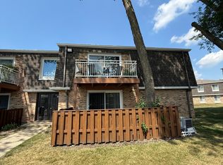 4506 Kings Walk Dr UNIT 1B, Rolling Meadows, IL 60008