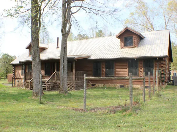 512 E Valley Rd NE, Rydal, GA 30171