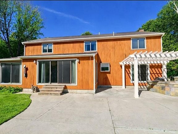 2nd image of 69 Talbut Rd