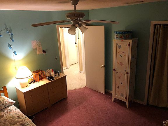 4th image of 1350 Byron Dr