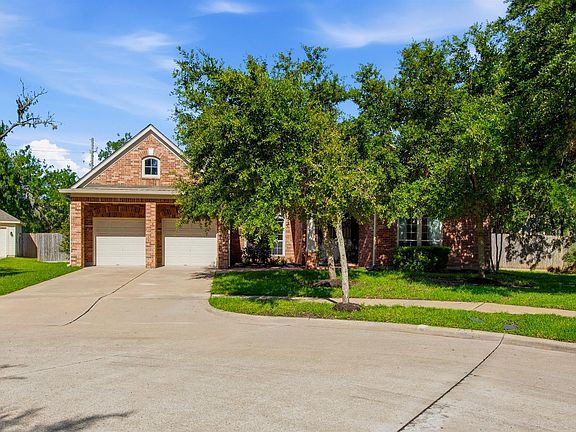 4th image of 8902 Dakota Ct
