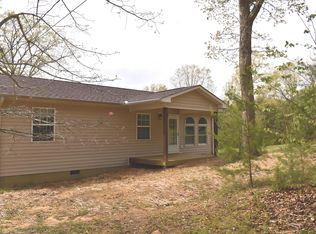 3816 Porch Rock Rd, Pikeville, TN 37367