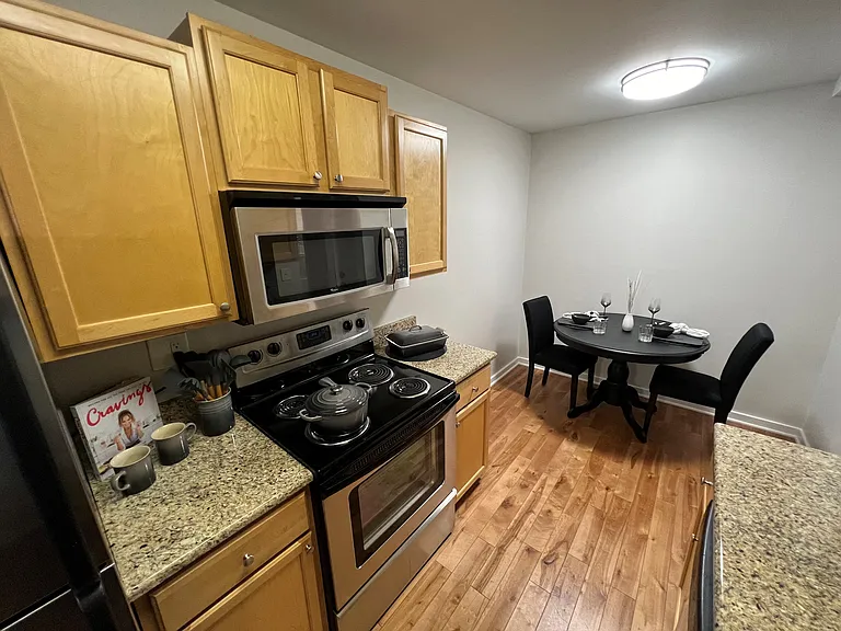 Fieldpointe of Schaumburg — Photo 14