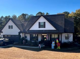109 Meadows Ln, Troy, AL 36079