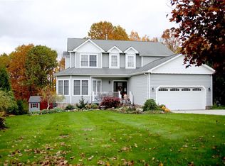 29 Ridgefield Rd, Warwick, NY 10990