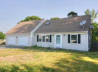 24 Mill St, Dennis Port, MA 02639