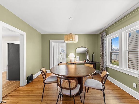 5th image of 3494 Cedarbrook Rd