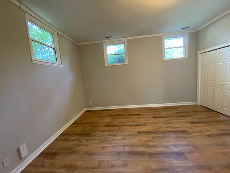 1008 Benning St — Photo 7