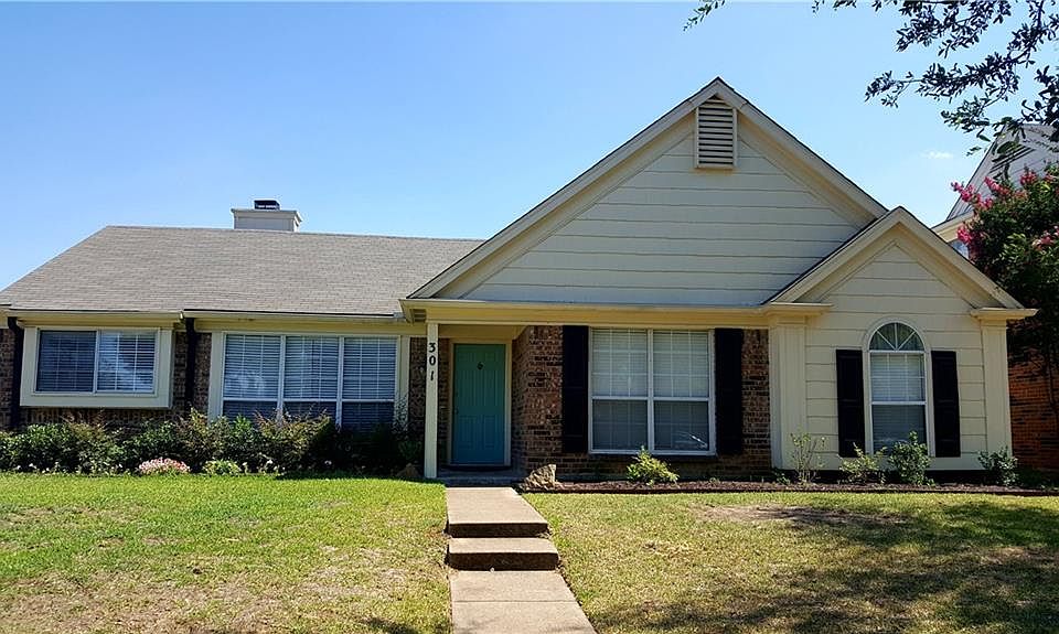 1st image of 301 Breseman St