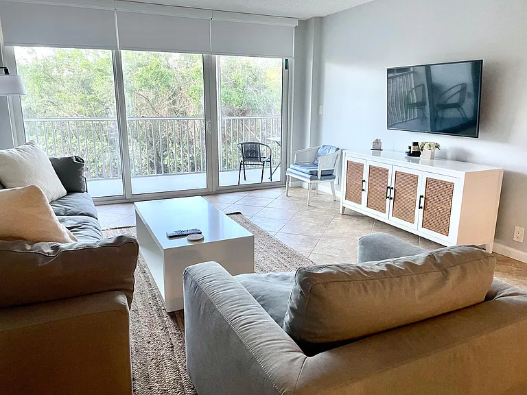 5 Bluebill Ave #203 — Photo 8