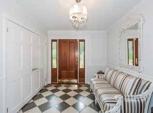 52 Fanton Hill Rd, Weston, CT 06883