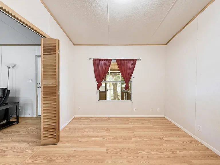 7807 Williamson Creek Dr — Photo 12