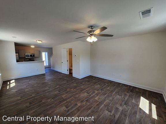 4th image of 304 Liberty Dr Unit A & B