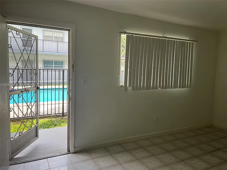 16215 NE 18th Ct #111 — Photo 13