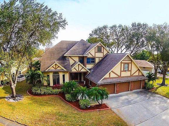 3rd image of 8786 Baywood Park Dr