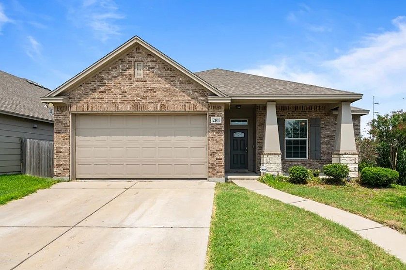 1st image of 2101 Spoonbill Dr