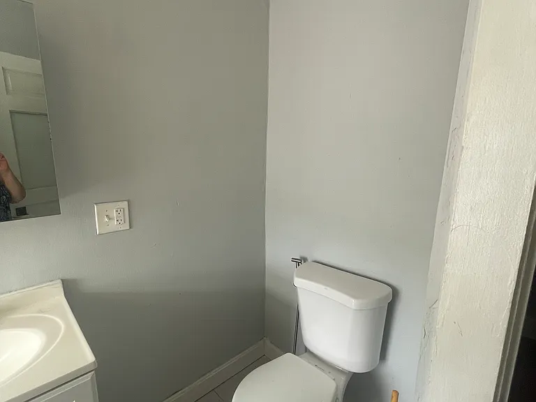 15 Hoyle St #3 — Photo 8