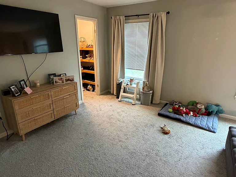 2914 Cathedral Ln — Photo 7