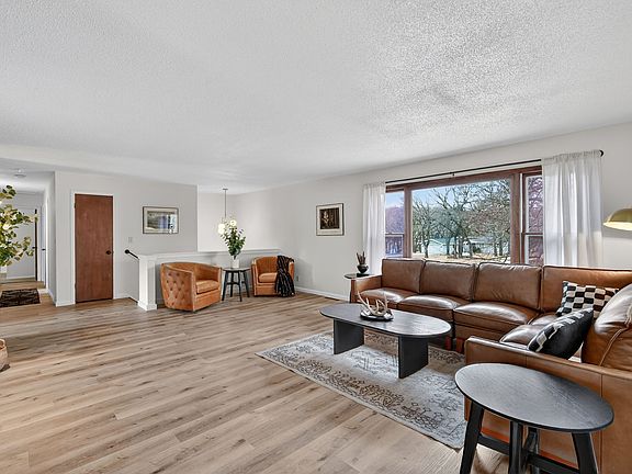 5th image of 6363 Panorama Dr