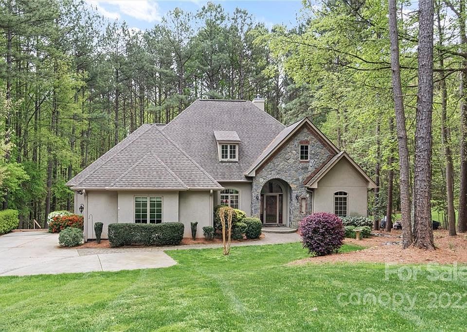1st image of 2274 Capes Cove Dr