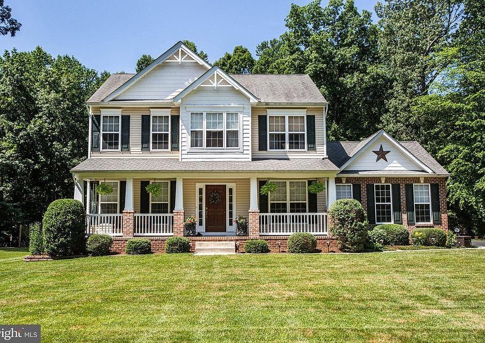 1st image of 2274 River Dr
