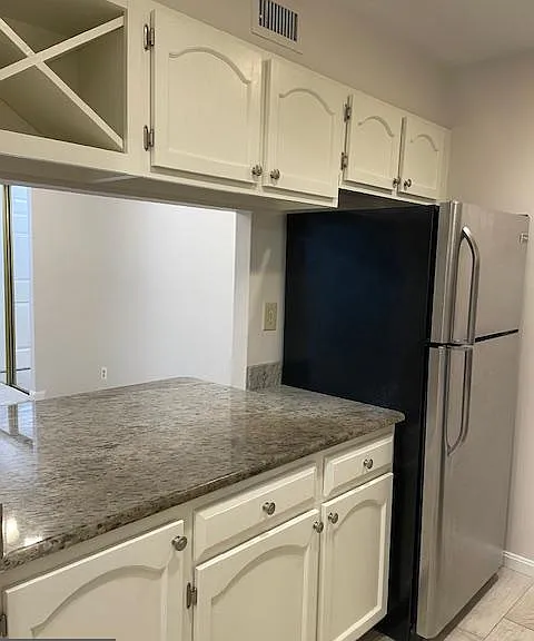 5900 Cove Landing Rd #202 — Photo 13