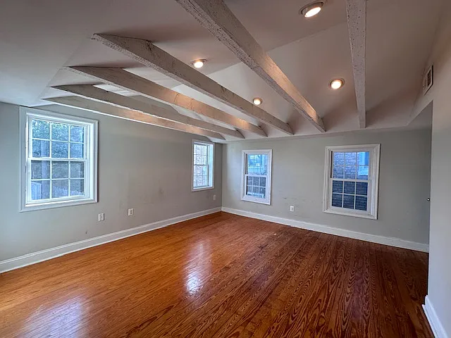 161 W Main St — Photo 32