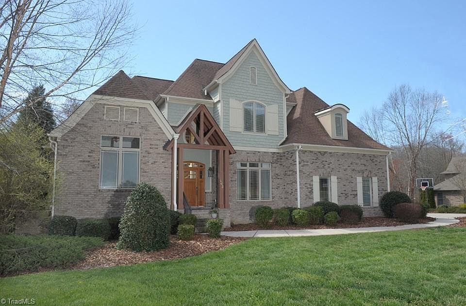 2nd image of 103 Belfry Ct