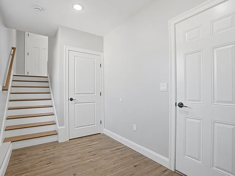 20A Beaumont Rd — Photo 28