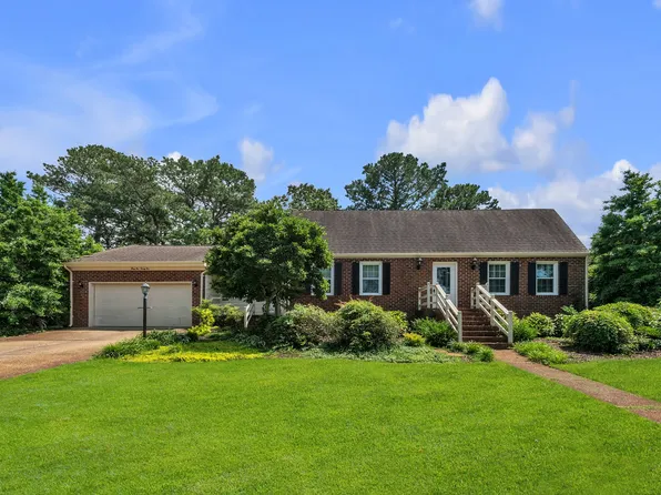 3121 Sand Pine Rd, Virginia Beach, VA 23451