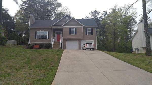 1st image of 38 Hopkins Farm Dr