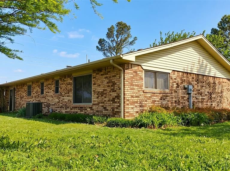 Listing photo 4