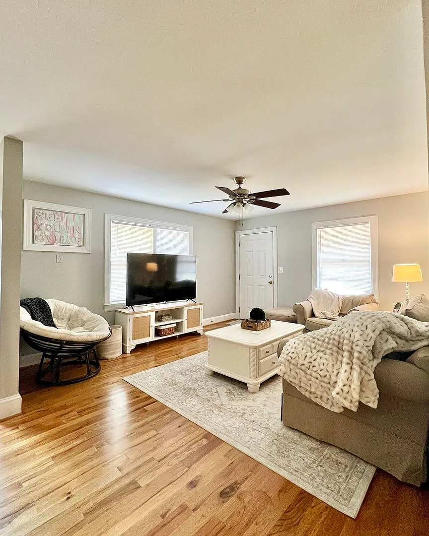120 N Meade St. — Photo 4