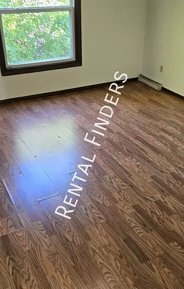 570 Spinnaker Ln — Photo 7