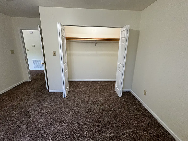 1942 Hudspeth Rd #6 — Photo 23