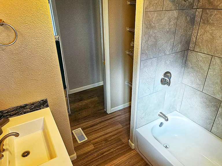 6823 Jacobs Rd — Photo 16