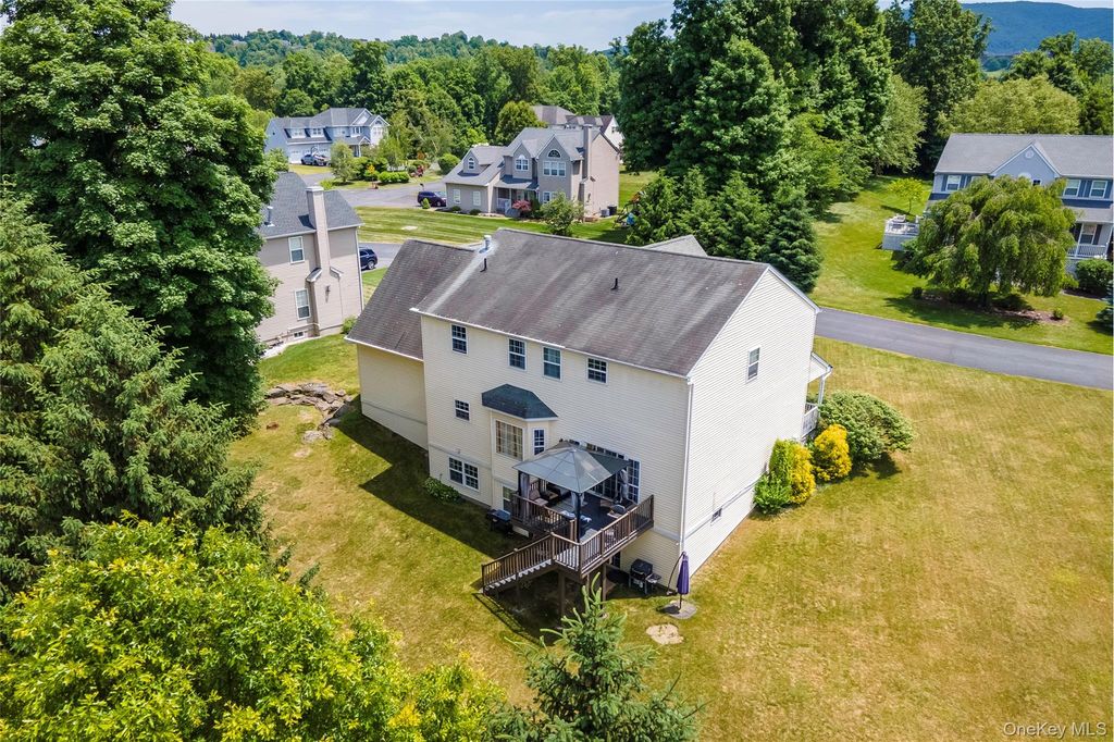 8 Cedardale Loop, Wappingers falls, NY - View 6