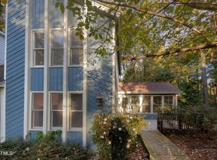 6011 Applewood Ln, Raleigh, NC 27609