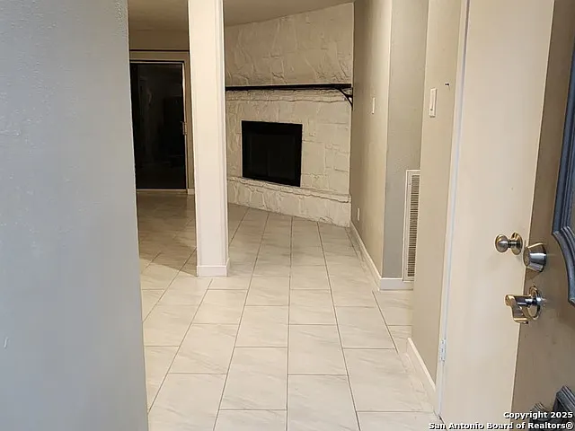 3401 Cliffside Dr — Photo 19