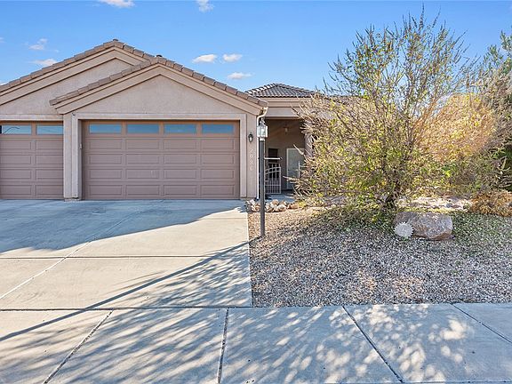 3rd image of 2086 Alan Ladd Drive