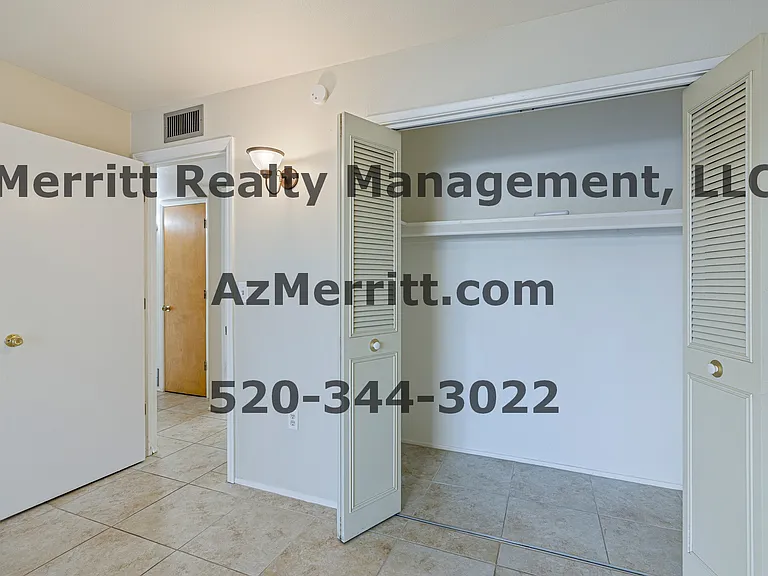 3679 E Bermuda Ave — Photo 18