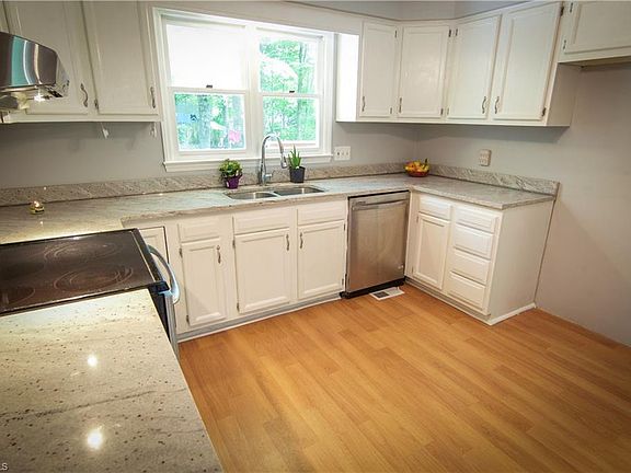 4th image of 8406 Birchdale Dr