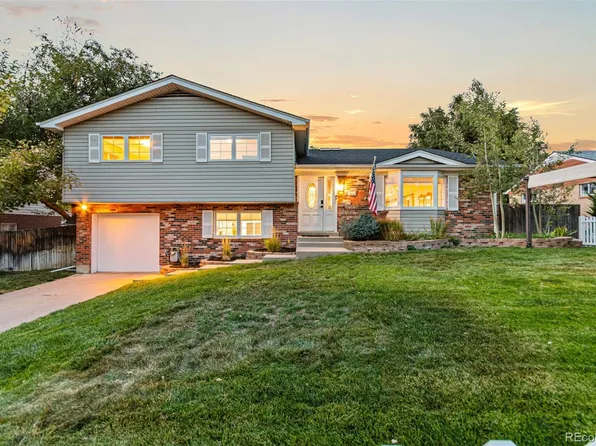 981 E Briarwood Circle N, Centennial, CO 80122