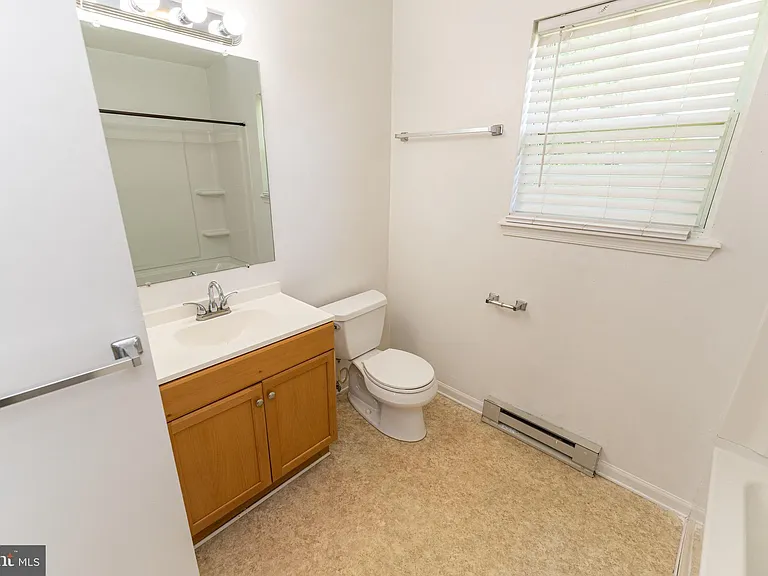 30704 Hampden Ave — Photo 21